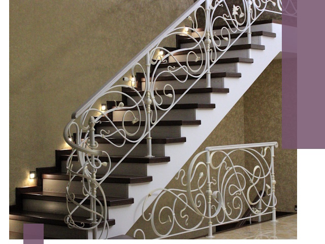 Кованые лестницы под ключ в Искитиме — изготовление и монтаж