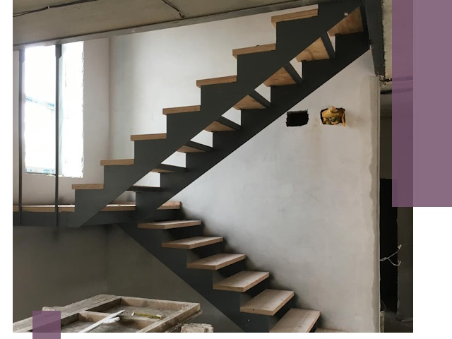 Изготовление лестниц на металлокаркасе в Искитиме от производителя