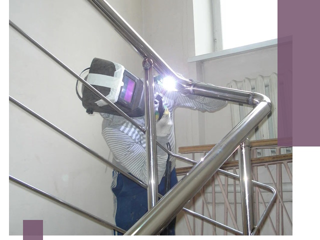 Монтаж перил и ограждений качественно в Искитиме