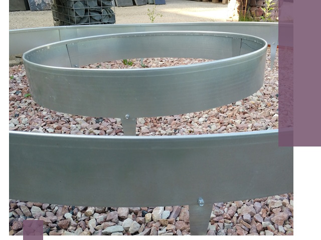 Нержавеющие бордюры под ключ в Искитиме — изготовление и монтаж