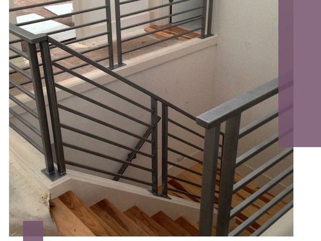 Изготовление поручней из металла и дерева в Искитиме